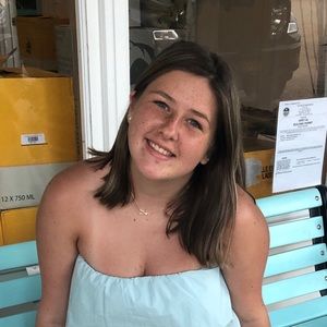 Meet your Posher, Bella